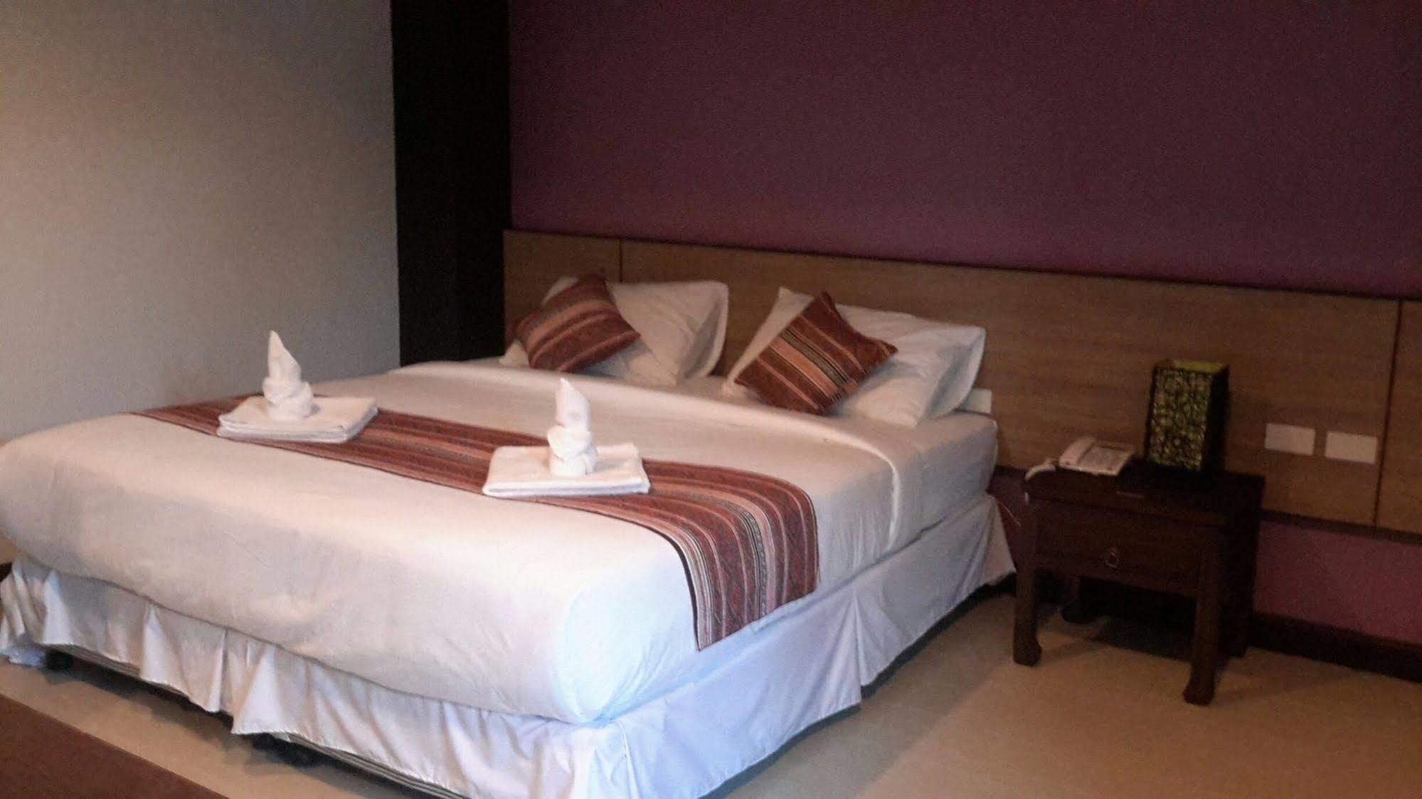 OYO 1127 Baan Siam Hotel Chiang Rai Buitenkant foto